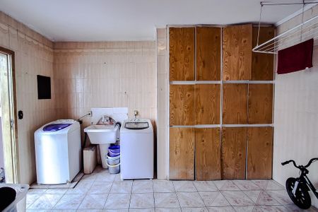 Casa à venda com 380m², 3 quartos e 3 vagasÁrea de Serviço