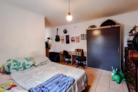 Casa à venda com 380m², 3 quartos e 3 vagasSuíte externa