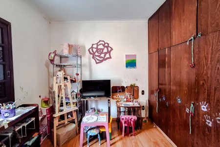 Casa à venda com 380m², 3 quartos e 3 vagasQuarto 1