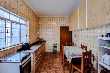 Casa à venda com 380m², 3 quartos e 3 vagasCozinha