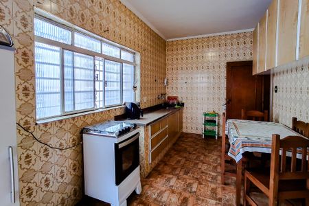 Casa à venda com 380m², 3 quartos e 3 vagasCozinha