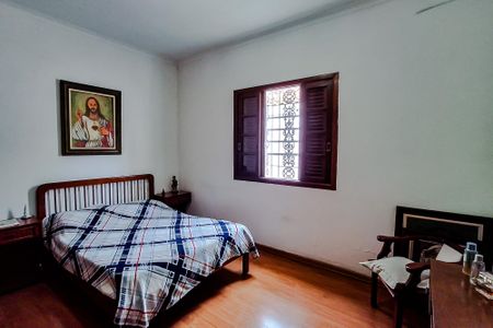 Casa à venda com 380m², 3 quartos e 3 vagasQuarto 2