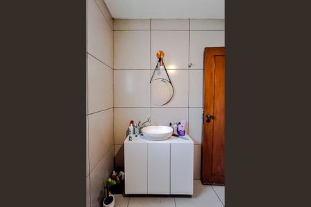 Casa à venda com 380m², 3 quartos e 3 vagasBanheiro da Suíte externa