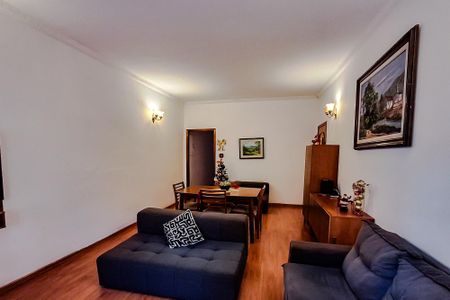 Casa à venda com 380m², 3 quartos e 3 vagasSala