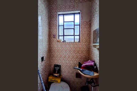 Casa à venda com 380m², 3 quartos e 3 vagasBanheiro da Área externa