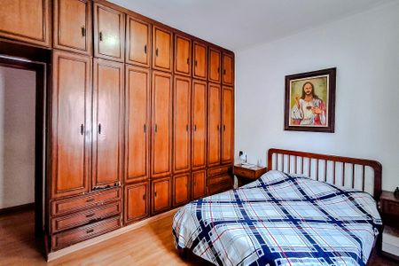 Casa à venda com 380m², 3 quartos e 3 vagasQuarto 2