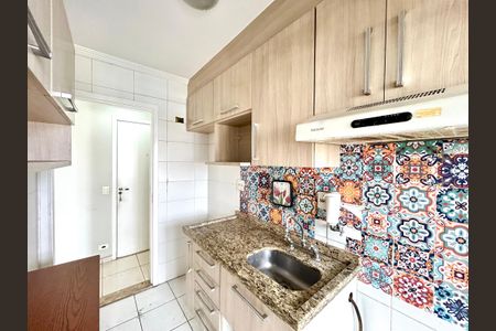 Apartamento à venda com 52m², 2 quartos e 1 vagaCozinha