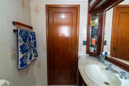 Apartamento à venda com 128m², 3 quartos e 2 vagasBanheiro da Suíte