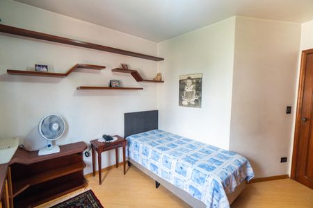 Apartamento à venda com 128m², 3 quartos e 2 vagasQuarto 2