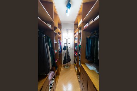 Apartamento à venda com 128m², 3 quartos e 2 vagasCloset da Suite