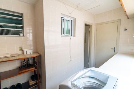 Apartamento à venda com 128m², 3 quartos e 2 vagasÁrea de Serviço