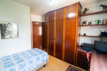 Apartamento à venda com 128m², 3 quartos e 2 vagasQuarto 2