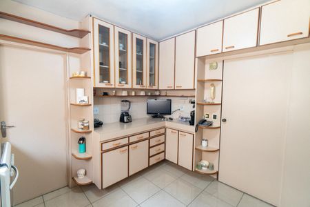 Apartamento à venda com 128m², 3 quartos e 2 vagasCozinha