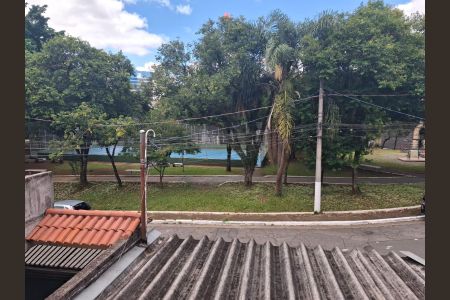 Casa à venda com 200m², 3 quartos e 2 vagasVista para rua