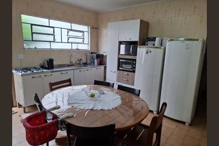 Casa à venda com 200m², 3 quartos e 2 vagasCozinha