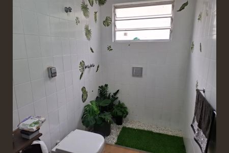 Casa à venda com 200m², 3 quartos e 2 vagasBanheiro inferior