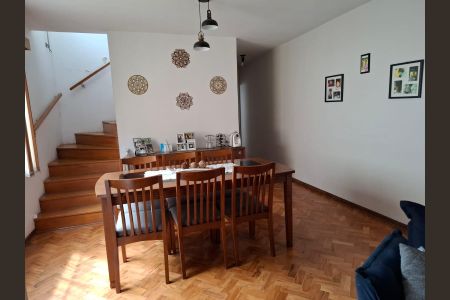 Casa à venda com 200m², 3 quartos e 2 vagasSala de jantar