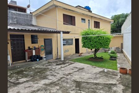 Casa à venda com 200m², 3 quartos e 2 vagasEdicula