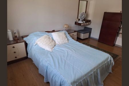 Casa à venda com 200m², 3 quartos e 2 vagasQuarto 3
