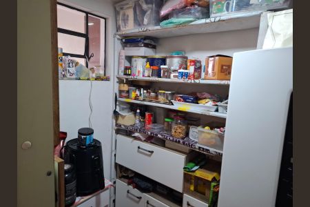 Casa à venda com 200m², 3 quartos e 2 vagasDispensa