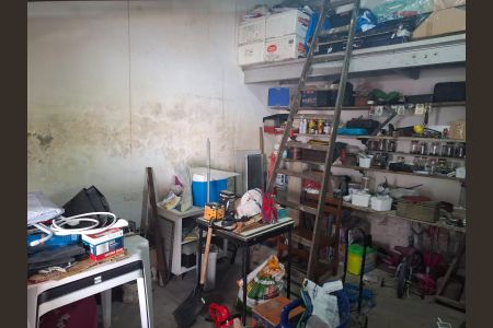 Casa à venda com 200m², 3 quartos e 2 vagasEdicula
