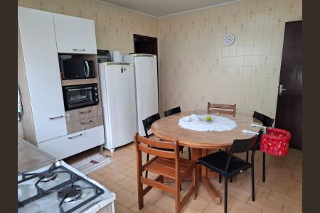Casa à venda com 200m², 3 quartos e 2 vagasCozinha