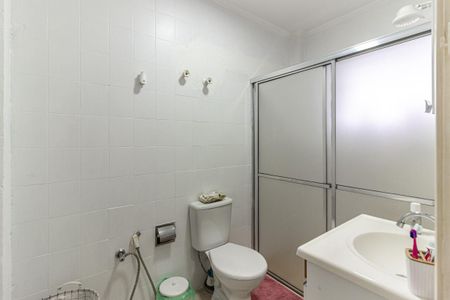 Apartamento para alugar com 60m², 2 quartos e sem vagaBanheiro