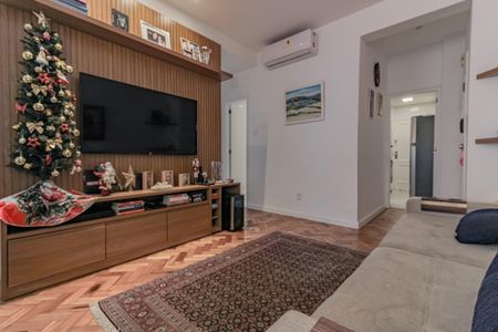 Sala  de apartamento à venda com 3 quartos, 80m² em Copacabana, Rio de Janeiro