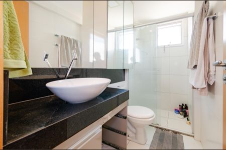 Apartamento à venda com 74m², 3 quartos e 2 vagasBanheiro suíte