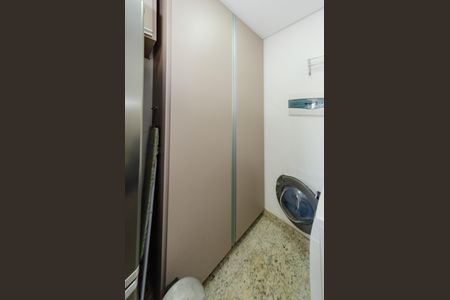 Apartamento à venda com 74m², 3 quartos e 2 vagasÁrea de serviço