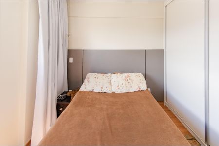 Apartamento à venda com 74m², 3 quartos e 2 vagasSuíte