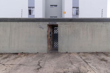 Apartamento para alugar com 72m², 3 quartos e 1 vagaFachada