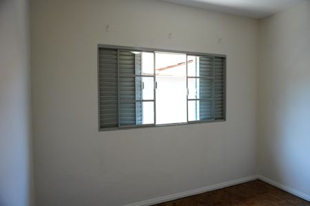 Casa para alugar com 115m², 3 quartos e 2 vagasQuarto 2