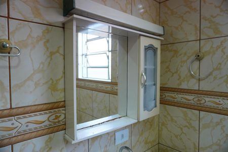 Casa para alugar com 115m², 3 quartos e 2 vagasBanheiro