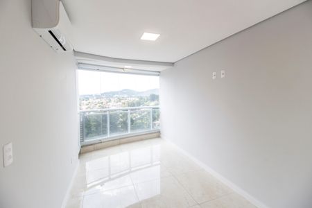 Apartamento para alugar com 70m², 2 quartos e 2 vagasSuíte