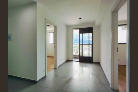 Sala de apartamento para alugar com 2 quartos, 40m² em Santo Cristo, Rio de Janeiro