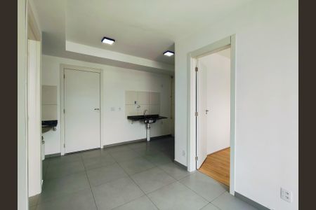 Sala de apartamento para alugar com 2 quartos, 40m² em Santo Cristo, Rio de Janeiro