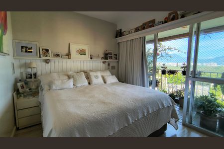 Apartamento à venda com 133m², 3 quartos e 3 vagasSuíte 1