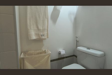 Apartamento à venda com 133m², 3 quartos e 3 vagasBanheiro da Suíte 2