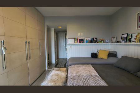 Apartamento à venda com 133m², 3 quartos e 3 vagasSuíte 2