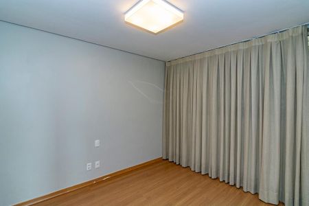 Apartamento para alugar com 90m², 2 quartos e 2 vagas Apartamento para alugar com 90m², 2 quartos e 2 vagasQuarto 2