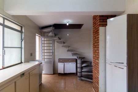 Casa à venda com 195m², 3 quartos e 2 vagasÁrea de Serviço