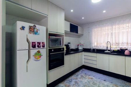 Casa à venda com 195m², 3 quartos e 2 vagasCozinha