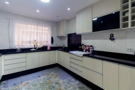 Casa à venda com 195m², 3 quartos e 2 vagasCozinha