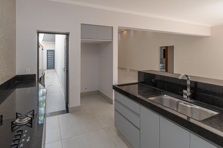 Casa de condomínio para alugar com 240m², 3 quartos e 5 vagasCozinha 