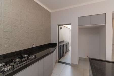 Casa de condomínio para alugar com 240m², 3 quartos e 5 vagasCozinha 