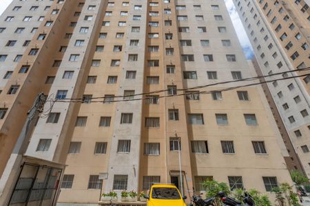 Apartamento à venda com 44m², 2 quartos e 1 vaga Apartamento à venda com 44m², 2 quartos e 1 vagaFachada do bloco