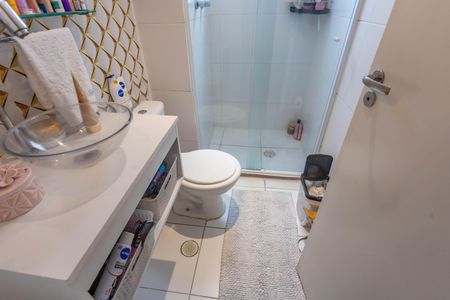 Apartamento à venda com 44m², 2 quartos e 1 vaga Apartamento à venda com 44m², 2 quartos e 1 vagaBanheiro