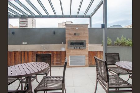 Apartamento à venda com 125m², 3 quartos e 1 vagaChurrasqueira