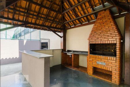 Apartamento para alugar com 48m², 2 quartos e 1 vagaÁrea comum - Churrasqueira